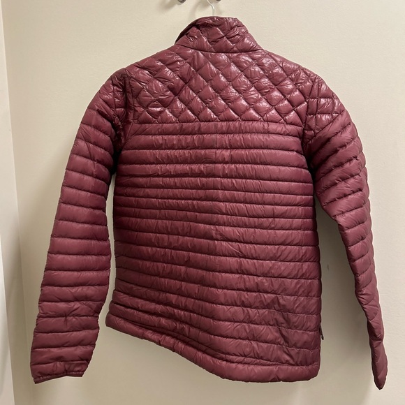 Patagonia - Women's AlpLight Down Jacket - Picture 4 of 4